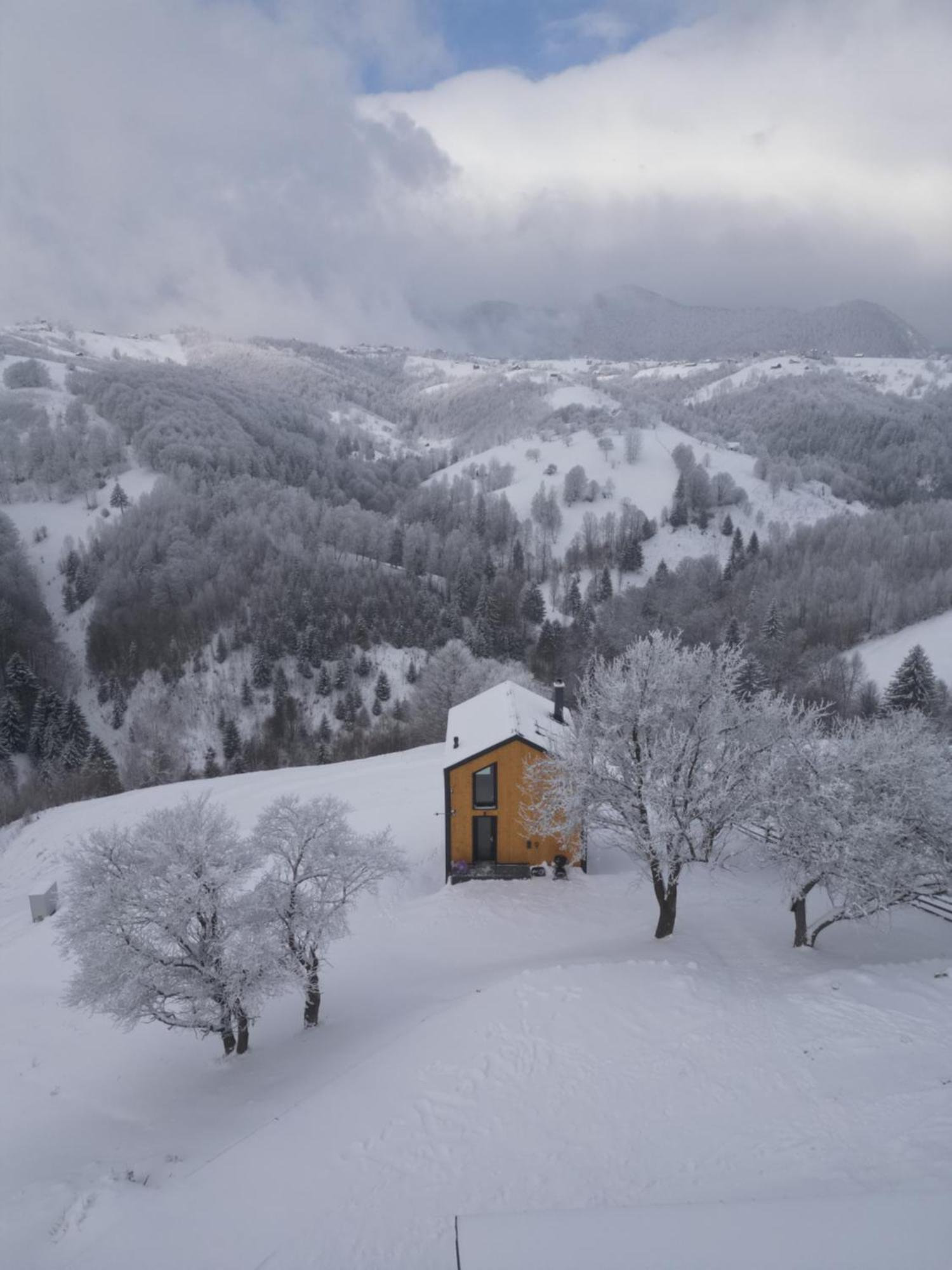 Amont Chalet Пештера Екстер'єр фото