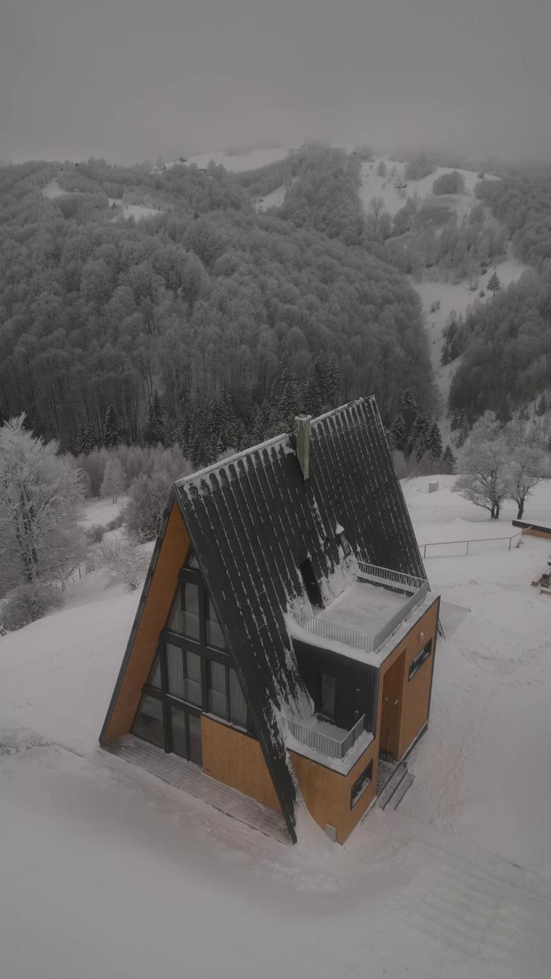 Amont Chalet Пештера Екстер'єр фото